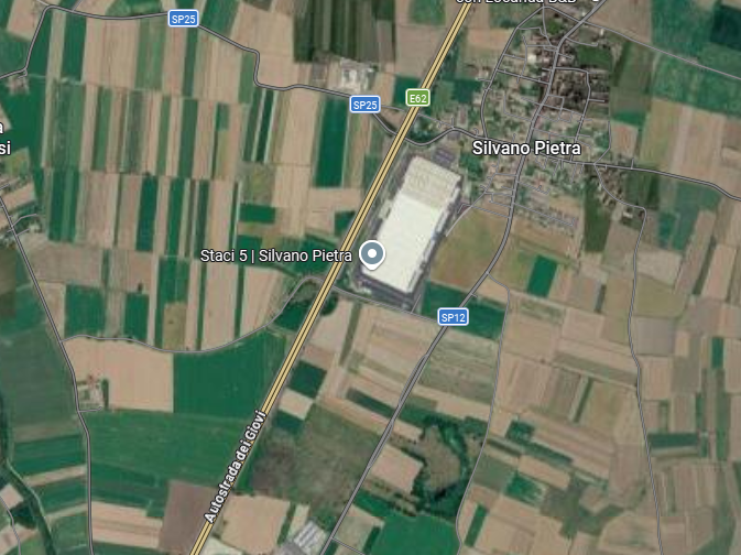 magazzino per deposito merci a casei gerola